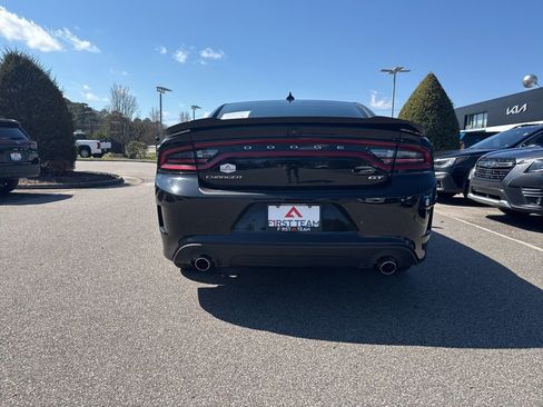 Used 2023 Dodge Charger GT image 4