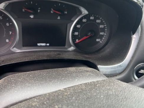 Used 2018 Chevrolet Traverse LT FWD image 9