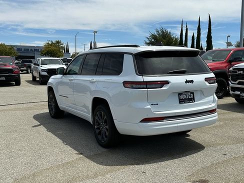 New 2026 Jeep Grand Cherokee L Limited AWD/4WD image 36
