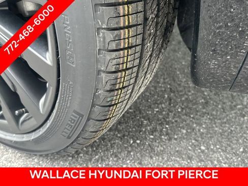 Used 2024 Hyundai Santa Fe Calligraphy FWD image 11