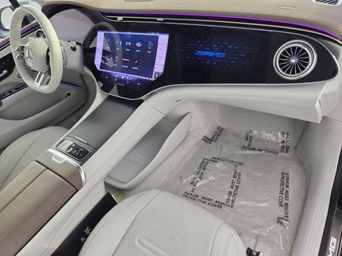 Certified 2023 Mercedes-Benz EQS AMG 4MATIC image 31