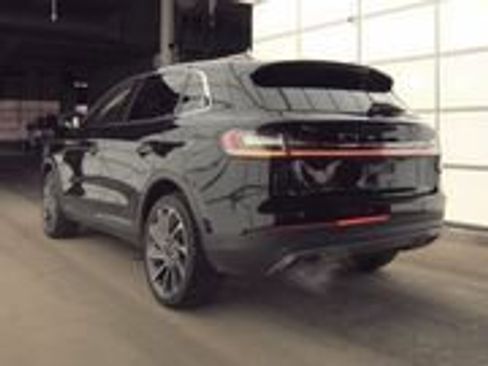 Used 2022 Lincoln Nautilus Reserve w/ Equipment Group 201A image 2