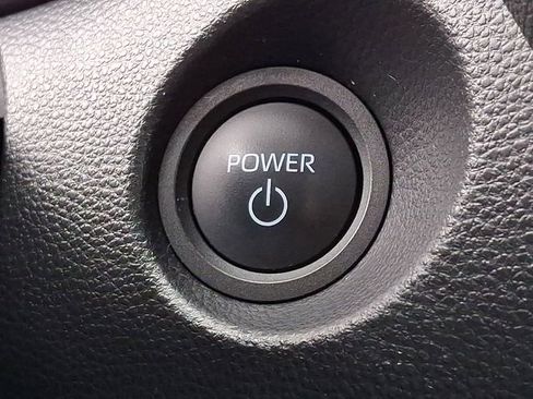 Used 2025 Toyota Corolla Cross AWD Hybrid image 22