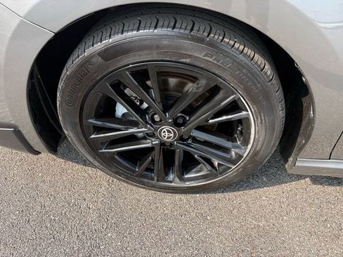 Used 2025 Toyota Camry SE image 5