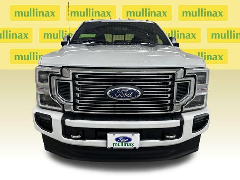 Certified 2022 Ford F350 Platinum w/ Snow Plow Prep Package AWD/4WD image 17
