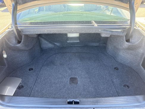 Used 2004 Cadillac De Ville image 22