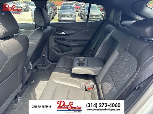 New 2026 Buick Envista Avenir FWD image 22
