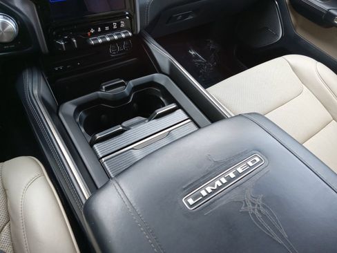 Used 2019 RAM 1500 Limited AWD/4WD image 22