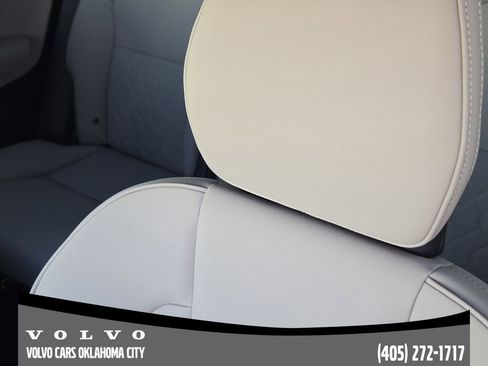 New 2026 Volvo XC90 B6 Plus image 14