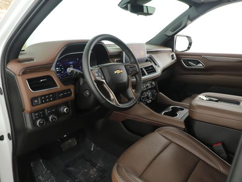 Used 2023 Chevrolet Tahoe High Country w/ Premium Package 2 image 10