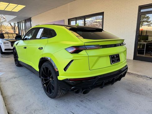 Used 2022 Lamborghini Urus image 5