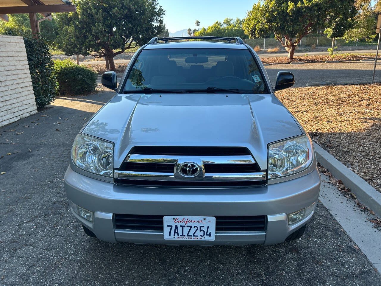 Used 2005 Toyota 4Runner SR5 AWD/4WD image 7
