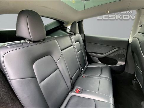 Used 2023 Tesla Model Y Long Range AWD/4WD image 26