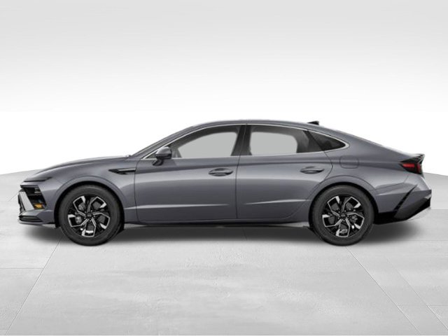 Used 2025 Hyundai Sonata SEL FWD image 30