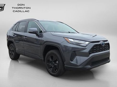 Used 2024 Toyota RAV4 LE AWD/4WD image 7