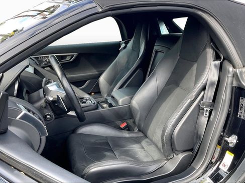 Used 2020 Jaguar F-TYPE P300 image 7