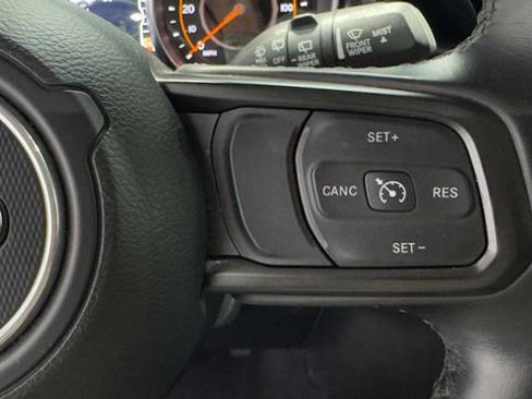 Used 2021 Jeep Wrangler Unlimited Sport image 29