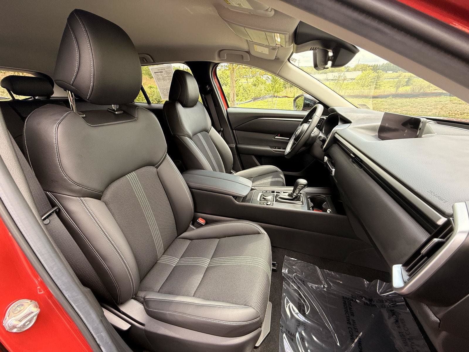Used 2024 MAZDA CX-50 AWD 2.5 S w/ Cargo Package image 21