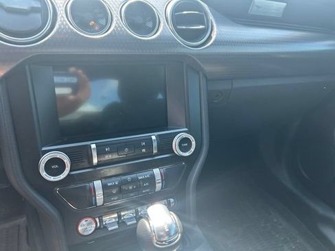 Used 2022 Ford Mustang GT w/ GT Performance Package RWD image 11