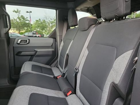 Certified 2023 Ford Bronco Big Bend w/ Sasquatch Package AWD/4WD image 19