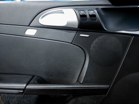 Used 2007 Porsche Cayman S image 16