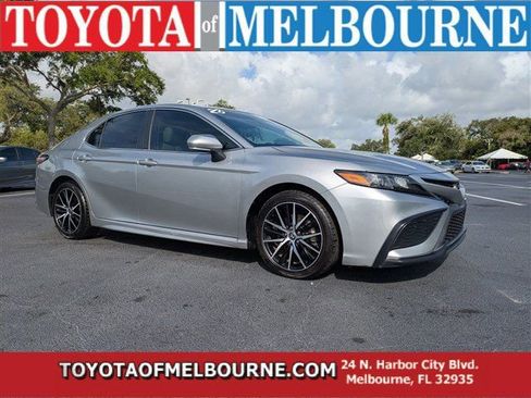 Used 2023 Toyota Camry SE w/ Convenience Package FWD image 1