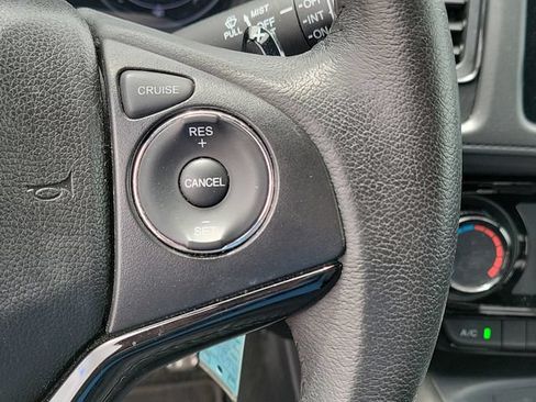Certified 2022 Honda HR-V Sport image 9