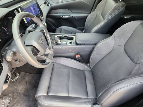Certified 2024 Lexus RX 350 FWD w/ Convenience Package image 13