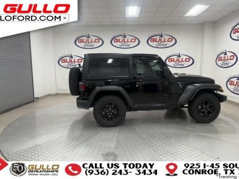 Used 2023 Jeep Wrangler Sport AWD/4WD image 7