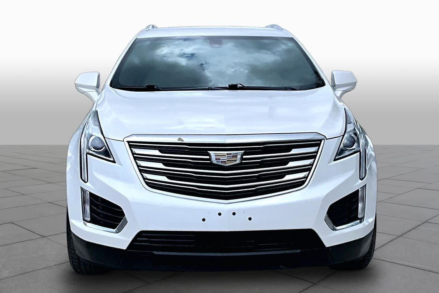 Used 2019 Cadillac XT5 FWD image 6