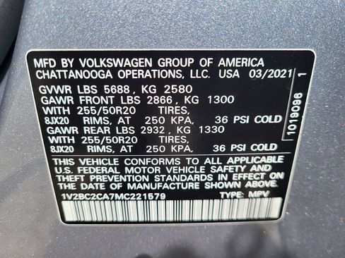 Used 2021 Volkswagen Atlas Cross Sport SEL AWD/4WD image 31