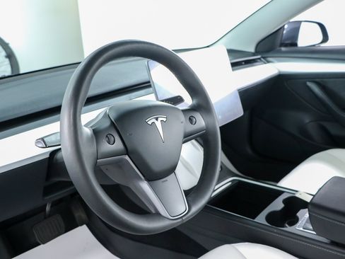 Used 2023 Tesla Model 3 Standard Range RWD image 20