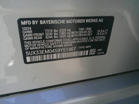 Certified 2025 BMW X7 M60i w/ Climate Comfort Package image 36