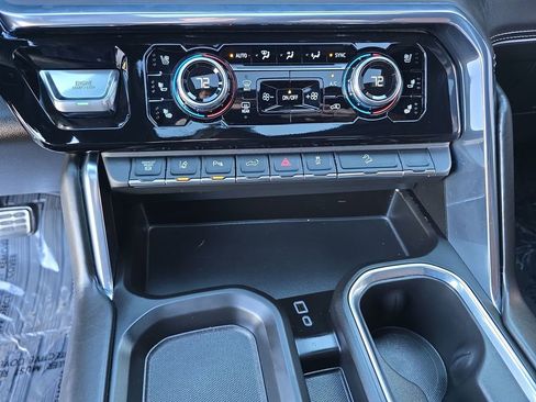 Certified 2024 GMC Sierra 3500 Denali Ultimate image 16