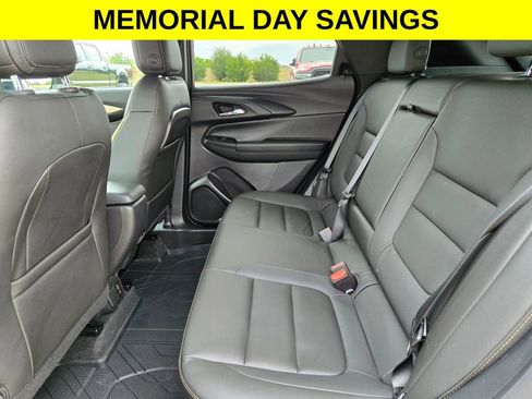 Used 2025 Chevrolet TrailBlazer ACTIV w/ Convenience Package FWD image 14
