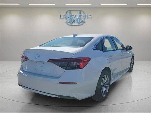 Used 2023 Honda Civic LX image 5