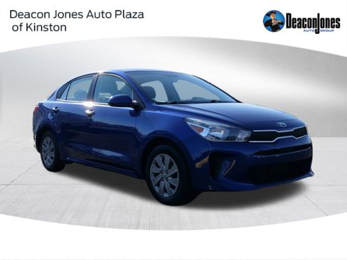 Used 2020 Kia Rio S image 1