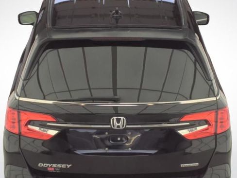 Used 2023 Honda Odyssey Touring image 5