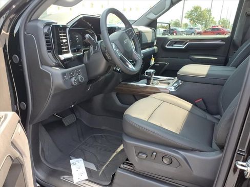 New 2026 Chevrolet Silverado 1500 RST AWD/4WD image 9