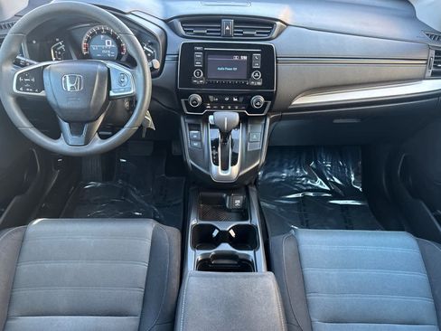 Used 2017 Honda CR-V LX image 3
