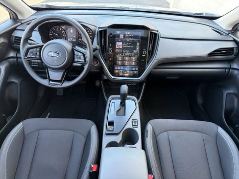 Used 2026 Subaru Crosstrek 2.5i Premium AWD/4WD image 3