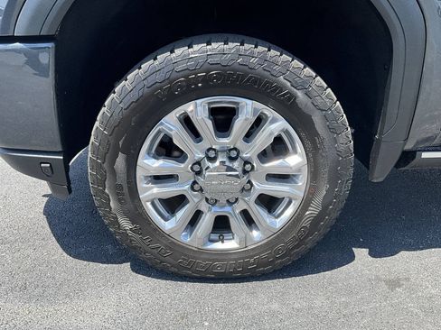 Used 2021 GMC Sierra 2500 Denali w/ Denali Ultimate Package AWD/4WD image 22