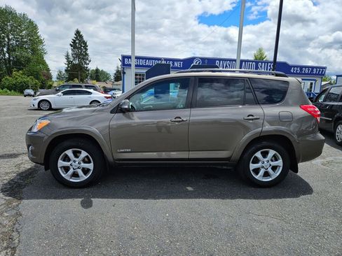 Used 2011 Toyota RAV4 Limited w/ Limited Extra Value Pkg AWD/4WD image 2
