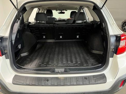 Used 2019 Subaru Outback 3.6R Limited w/ Popular Package #2 AWD/4WD image 17