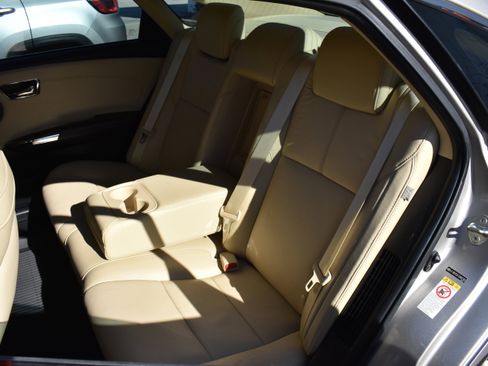 Used 2018 Toyota Avalon XLE Premium image 28