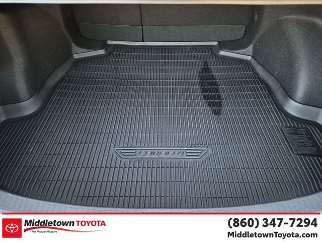 Certified 2025 Toyota Corolla LE FWD image 32