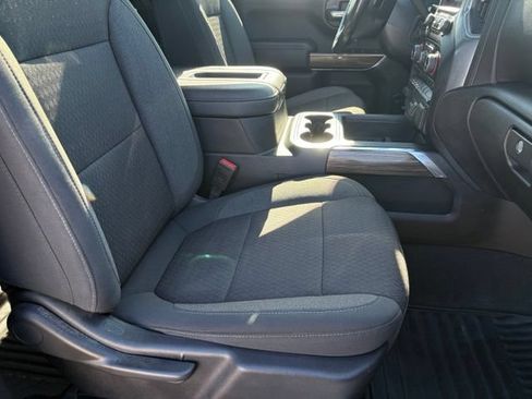 Used 2021 Chevrolet Silverado 1500 RST w/ Redline Edition AWD/4WD image 17