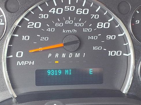 Used 2023 Chevrolet Express 2500 LS RWD image 30