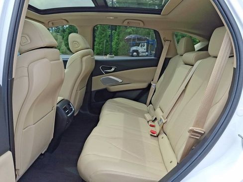 Certified 2024 Acura RDX SH-AWD w/ Technology Package image 10