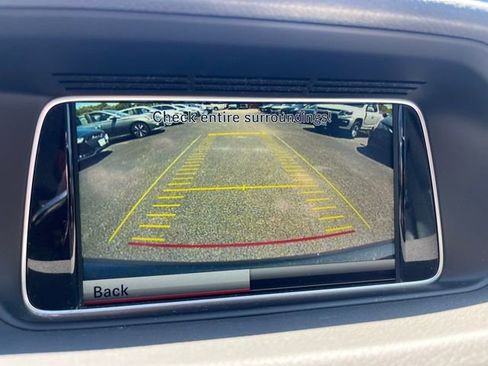 Used 2014 Mercedes-Benz E 350 Sedan image 2